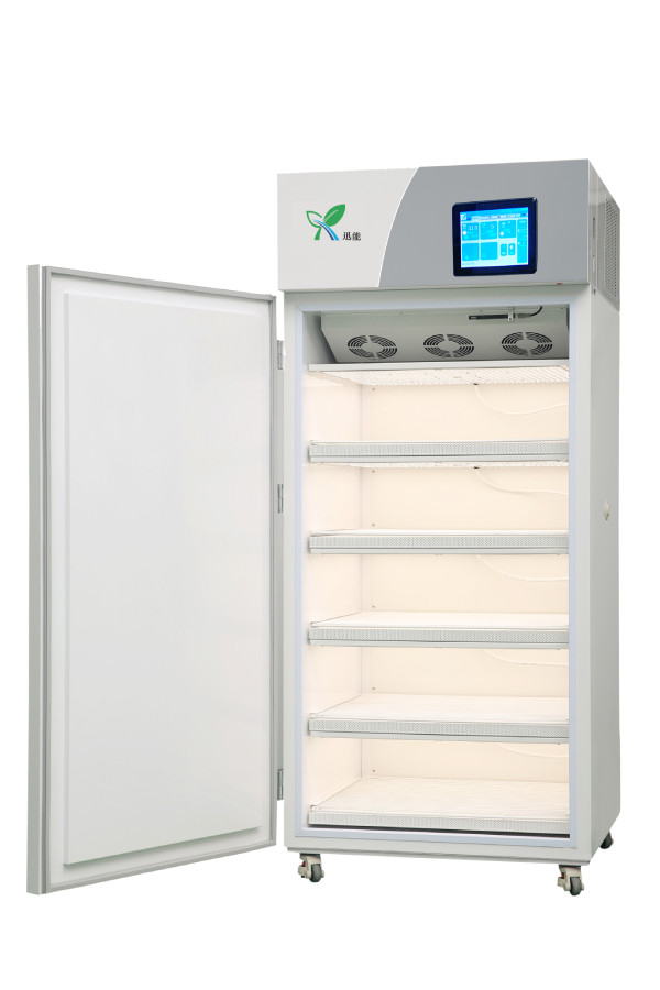 Камера роста «тепло-холод-освещение», 0...+60 °C, освещение 500 μmol/м²/с, 4 полки, 600 л, PT-G600L4 Камера роста «тепло-холод-освещение», 0...+60 °C, освещение 500 μmol/м²/с, 4 полки, 600 л, PT-G600L4 — изображение 2