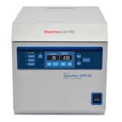 Центрифужный испаритель для пробирок 120 х 1,5 мл, 10 х 15 мл, 6 х 50 мл и 6 микропланшетов, до 80 °C, камера из алюминия с тефлоновым покрытием, лиофилизация, с насосом, с ротором 45 х 1,5 / 2,0 мл, SPD120 Центрифужный испаритель для пробирок 120 х 1,5 мл, 10 х 15 мл, 6 х 50 мл и 6 микропланшетов, до 80 °C, камера из алюминия с тефлоновым покрытием, лиофилизация, с насосом, с ротором 45 х 1,5 / 2,0 мл, SPD120